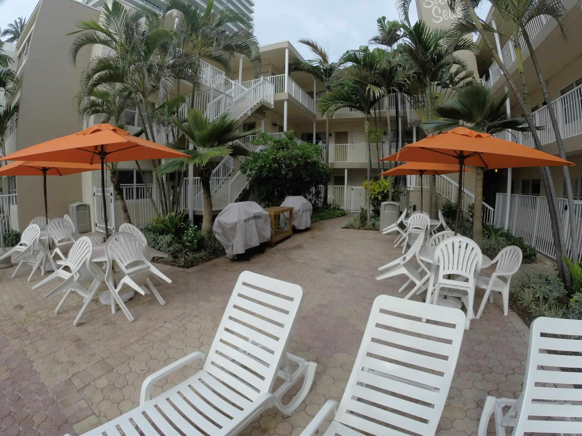 Silver Seas Beach Resort Fort Lauderdale Exterior photo